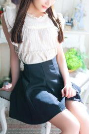 優木　ひより