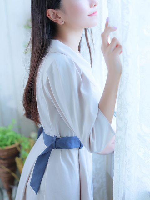 愛田　れな